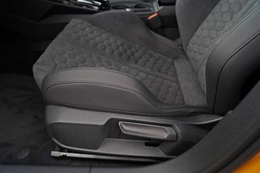 Audi RS3 Sportback — photo 15