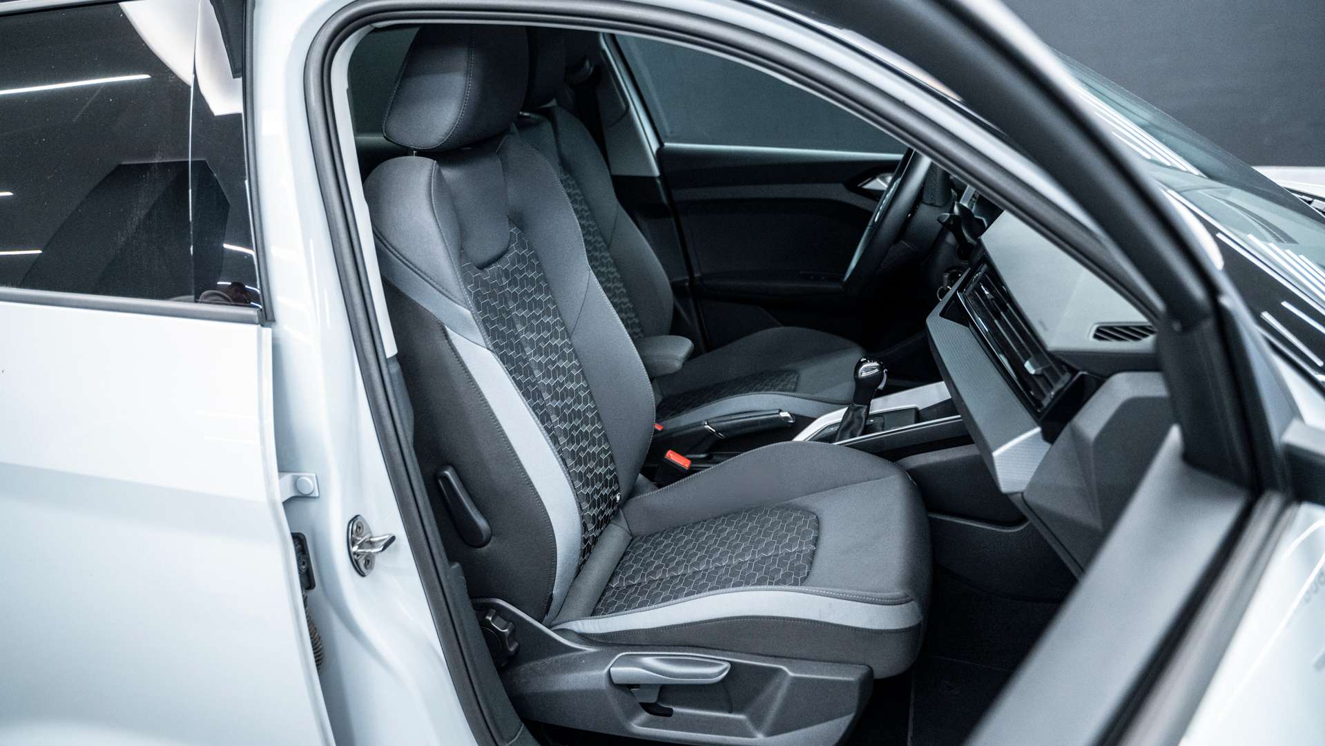 Audi A1 Sportback S Line Identity Black 35 TFSI - 2025 - Joinsteer - #13