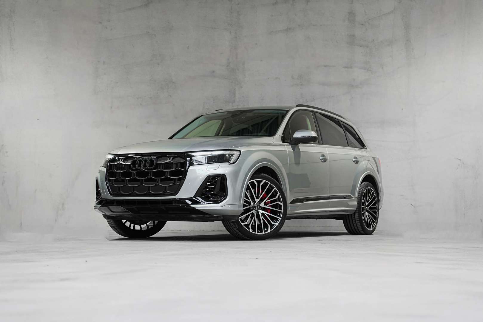 Audi SQ7 S Line Black Pack - 2024 - Joinsteer - #1