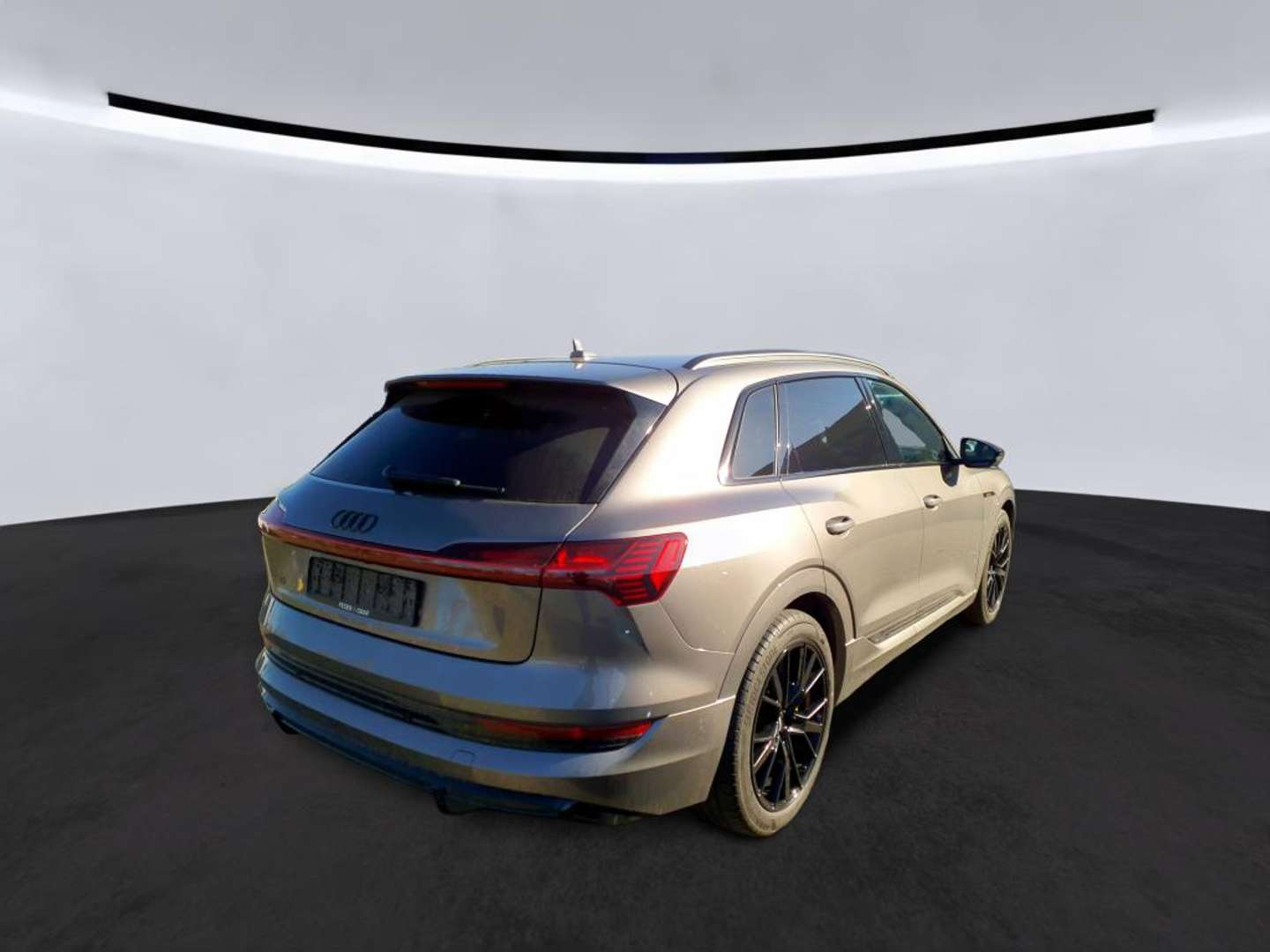 Audi E-tron S Line 55 - 2023 - Joinsteer - #1