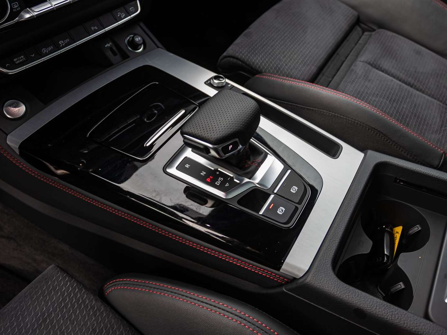 Audi Q5 S Line 40 TDI - 2024 - Joinsteer - #12