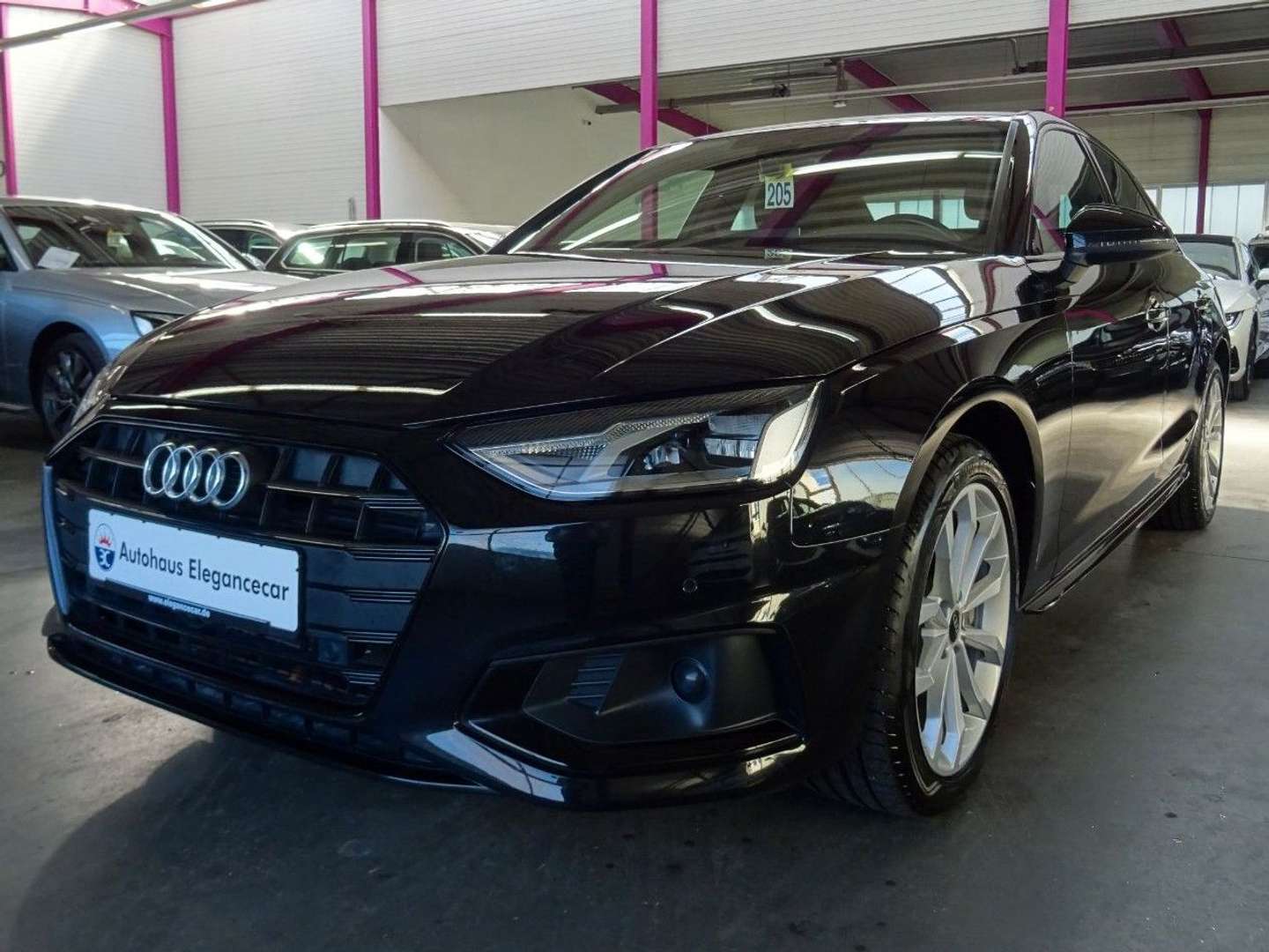 Audi A4 OPTIK PAKET 40 TDI - 2023 - Joinsteer - #1