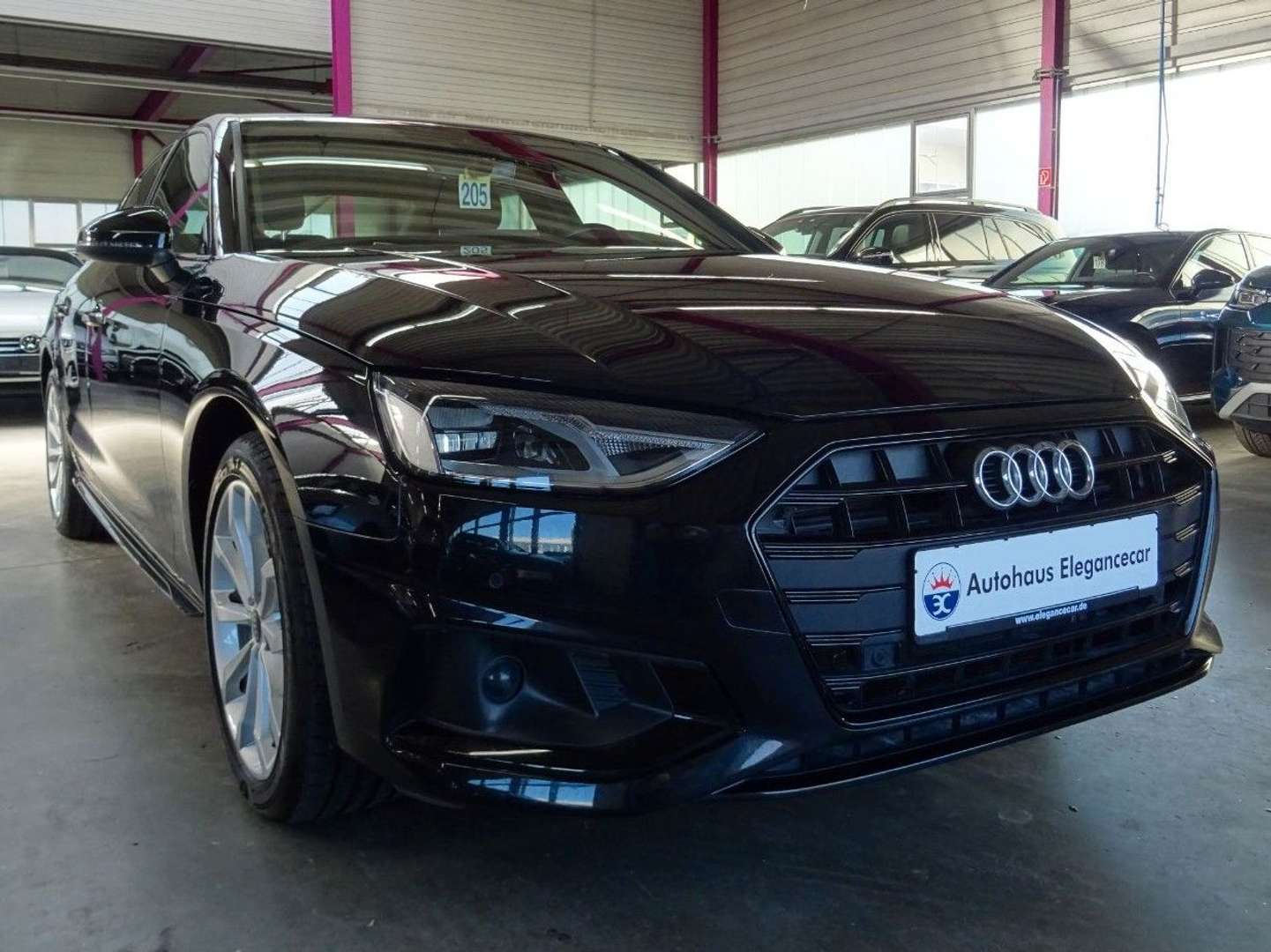 Audi A4 OPTIK PAKET 40 TDI - 2023 - Joinsteer - #2