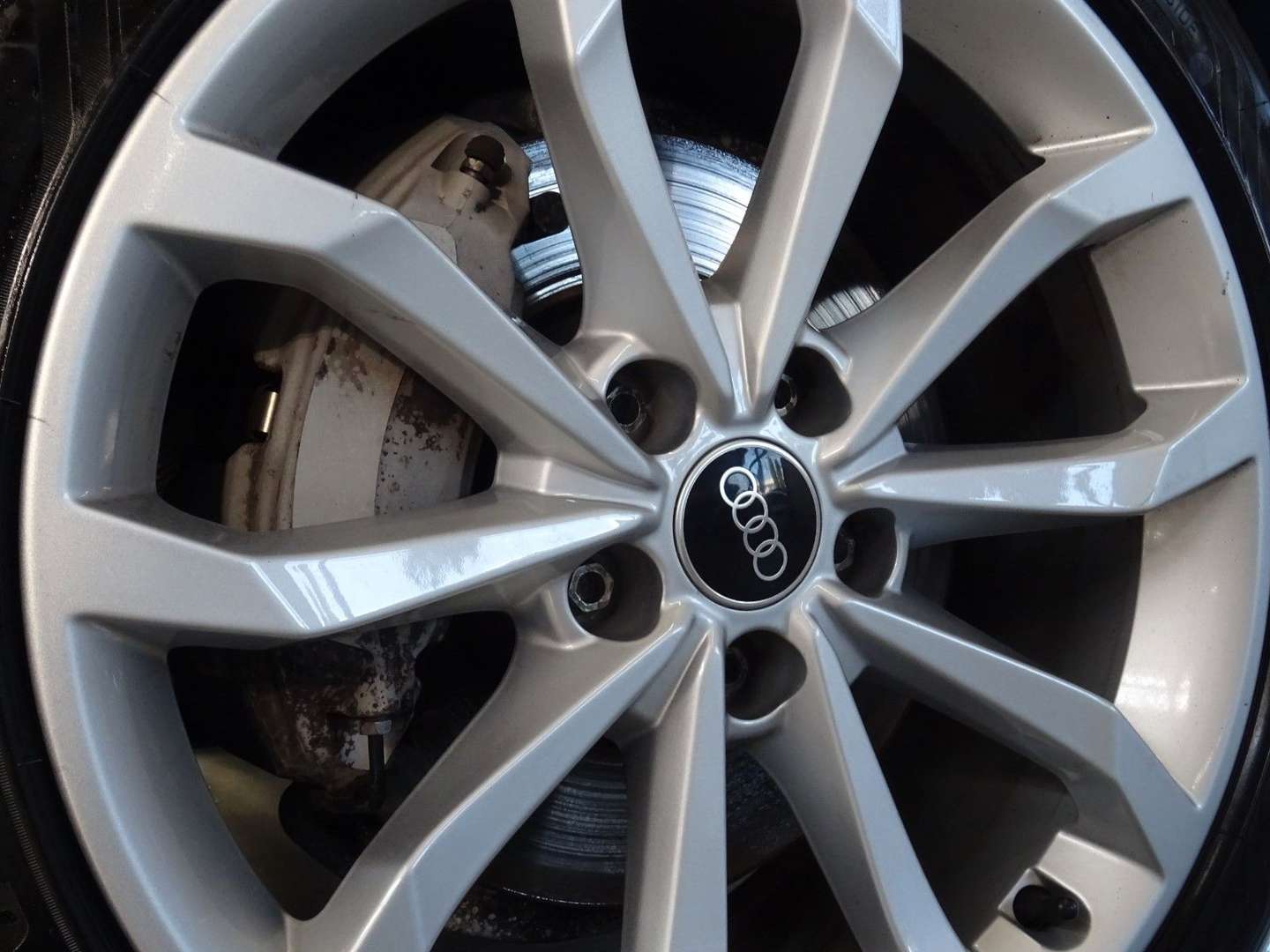 Audi A4 OPTIK PAKET 40 TDI - 2023 - Joinsteer - #14