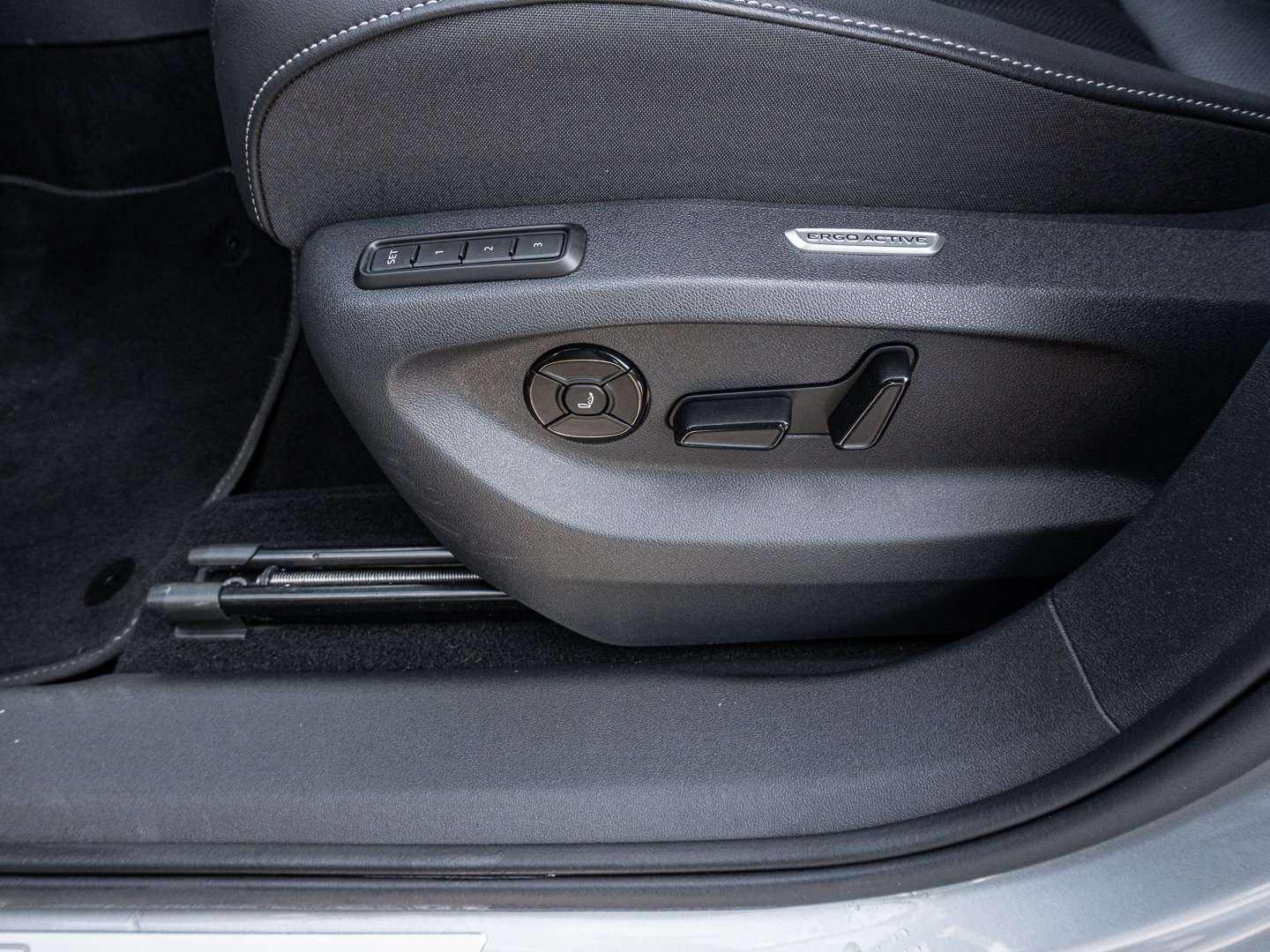 Volkswagen Tayron R-Line - 2025 - Joinsteer - #17