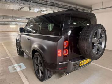 Land Rover Defender 90 V8 525HP — photo 8