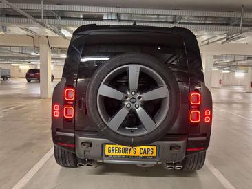 Land Rover Defender 90 V8 525HP — photo 10