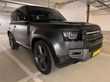Land Rover Defender 90 V8 525HP — photo 17