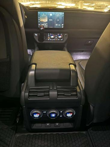 Land Rover Defender 90 V8 525HP — photo 24