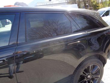 Land Rover Range Rover Velar P400e — photo 8