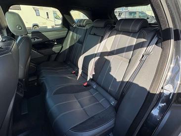 Land Rover Range Rover Velar R-Dynamic SE — photo 7