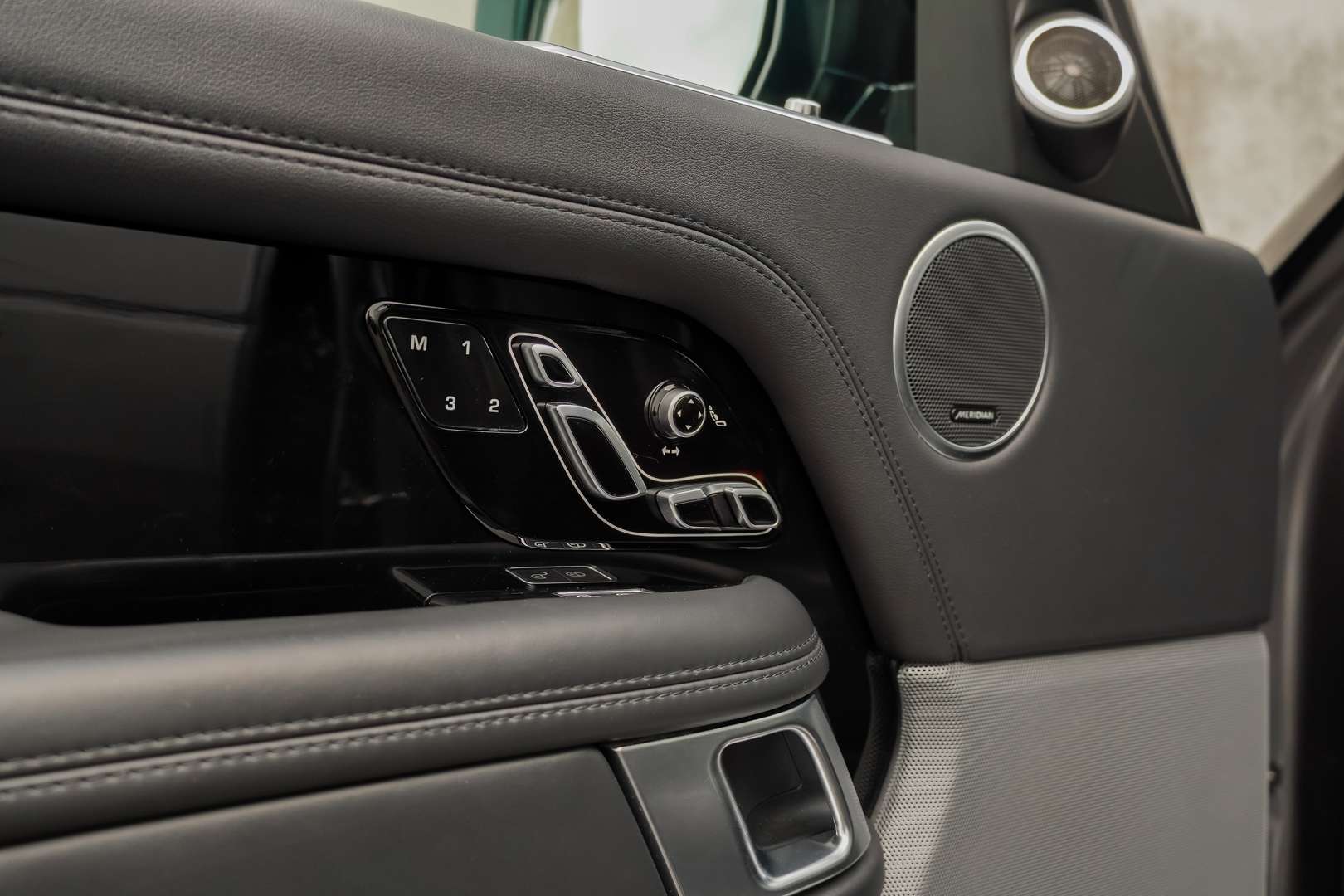 Land Rover Range Rover Vogue 3.0 TdV6 - 2018 - Joinsteer - #4