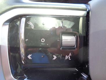Land Rover Range Rover Velar P400e — photo 21