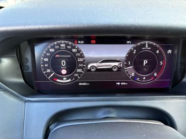 Land Rover Range Rover Velar R-Dynamic SE — photo 16
