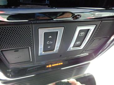 Land Rover Range Rover Velar P400e — photo 31