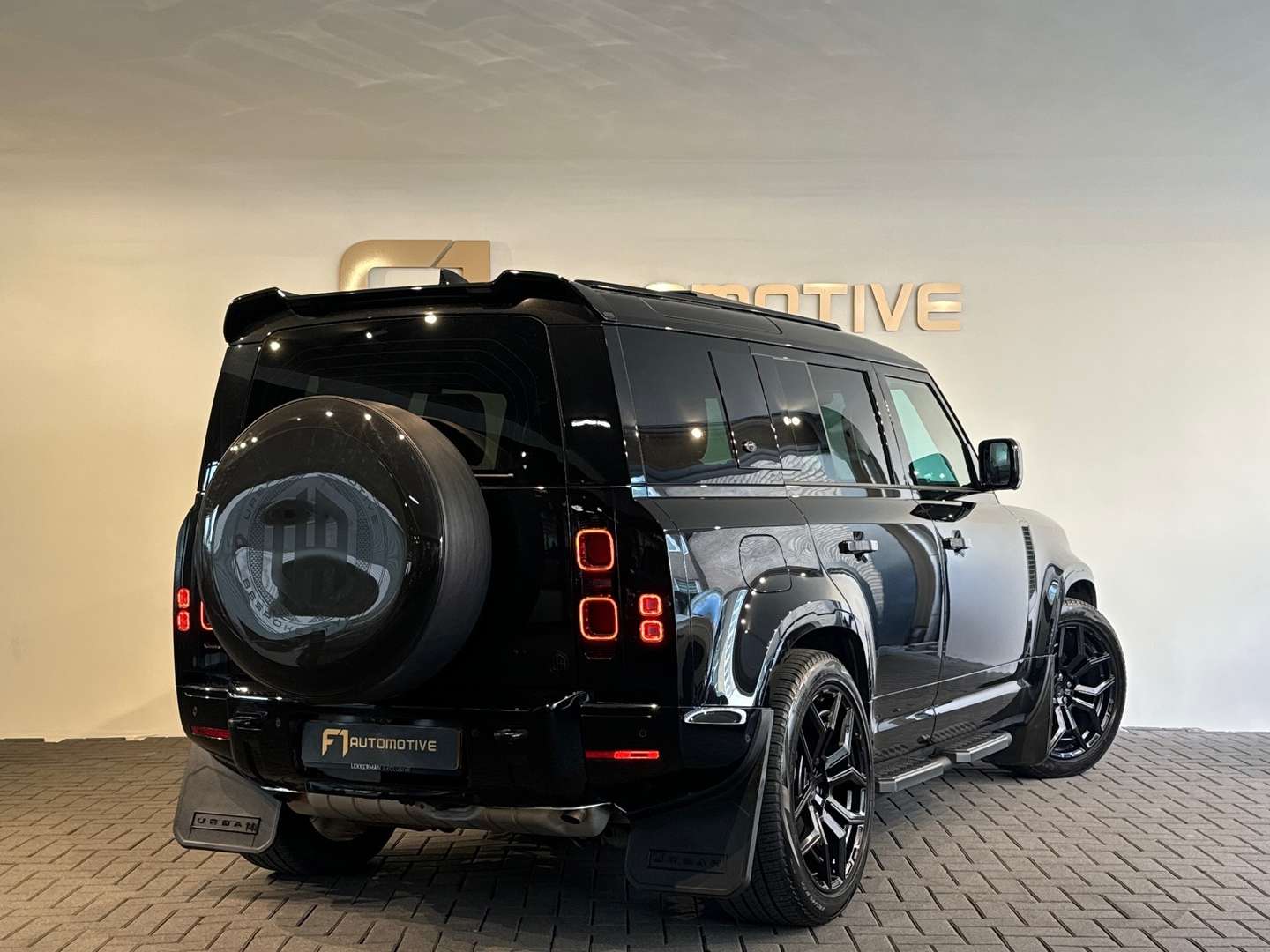 Land Rover Defender 110 2.0 P300e X-Dynamic HSE URBAN|HUD - 2026 - Joinsteer - #2