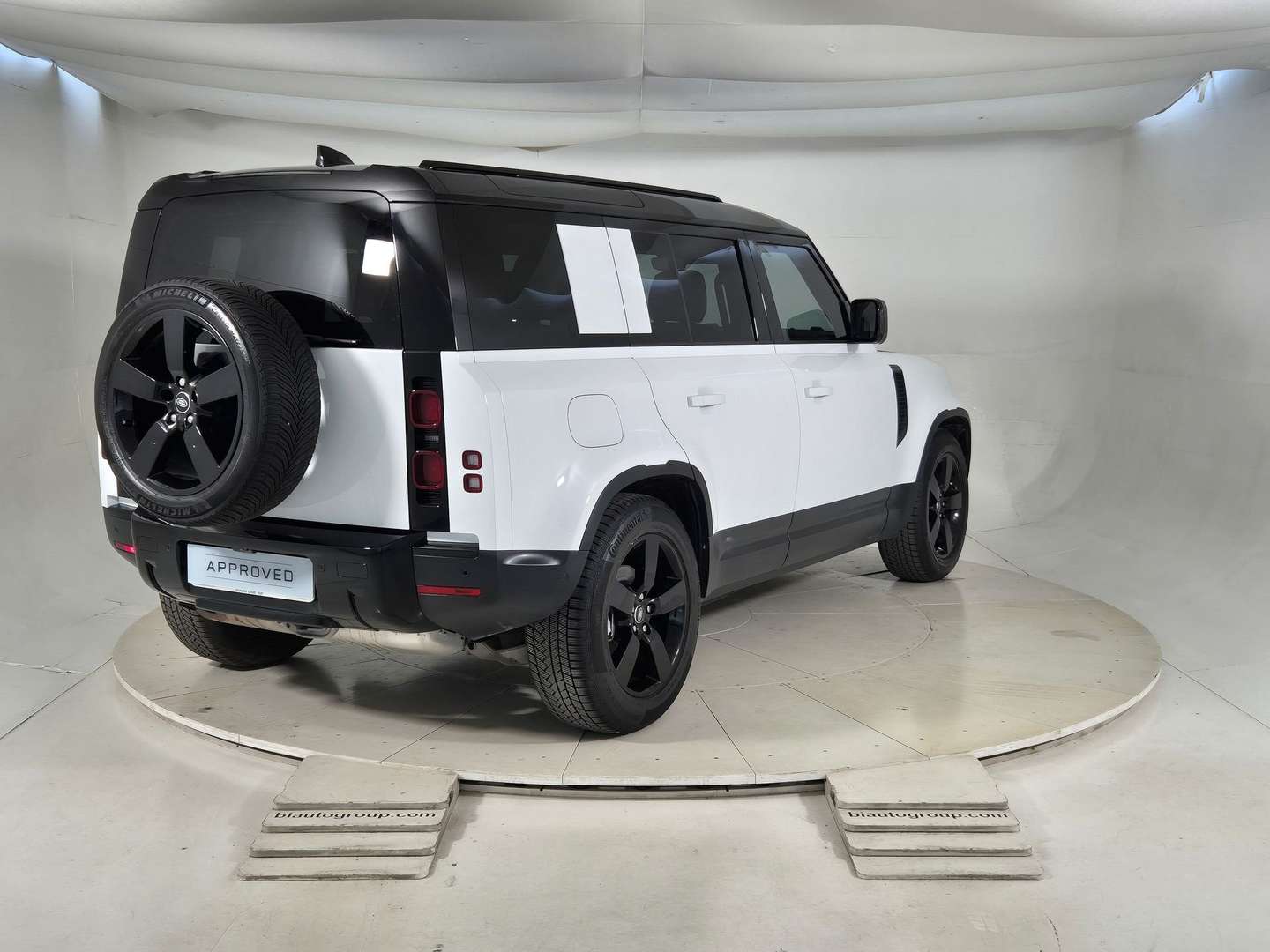 Land Rover Defender 110 3.0d I6 Mhev S Awd 200cv Auto - 2024 - Joinsteer - #2