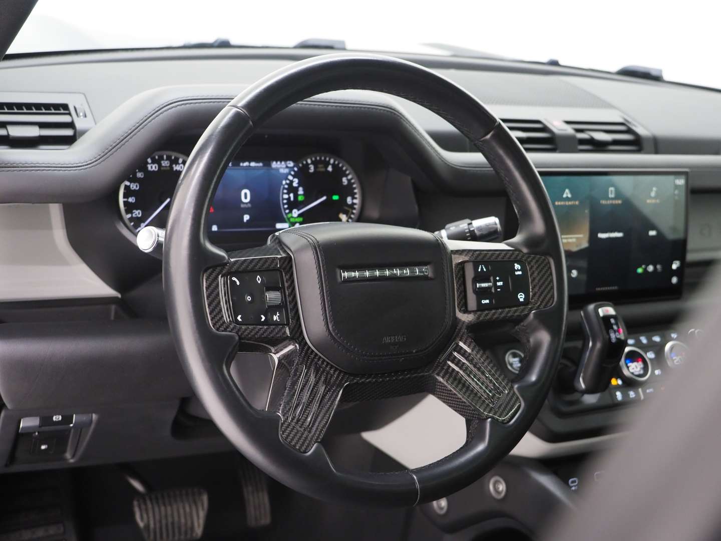 Land Rover Defender 110 Urban WideTrack Look | Panoramad 2.0 P400e - 2021 - Joinsteer - #17