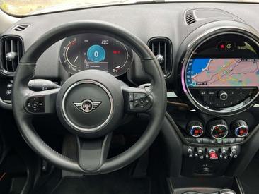 Mini Cooper Cooper D — photo 12