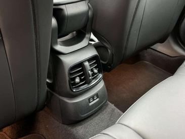 Mini Cooper Cooper D — photo 21