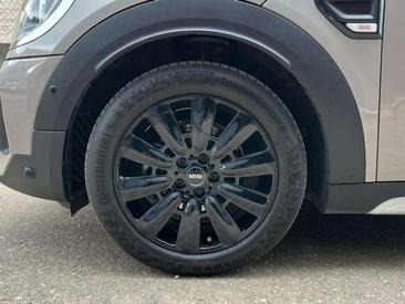 Mini Cooper Cooper D — photo 23