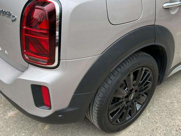 Mini Cooper Cooper D — photo 24