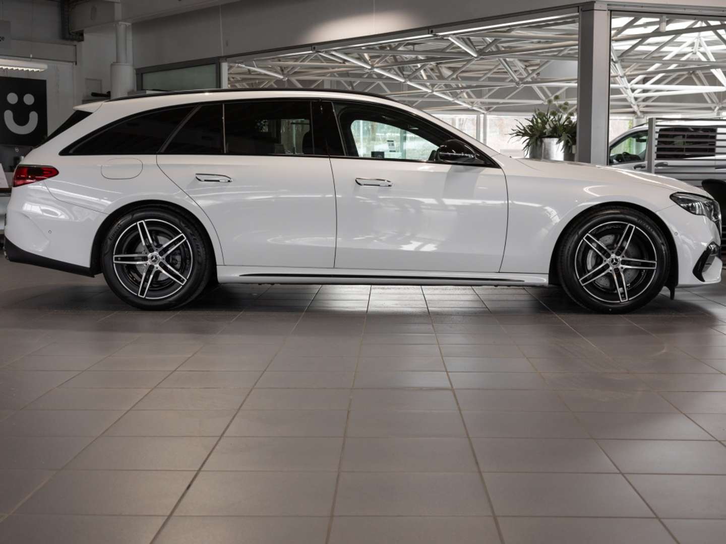 Mercedes Classe E Break 220 AMG Line - 2024 - Joinsteer - #2