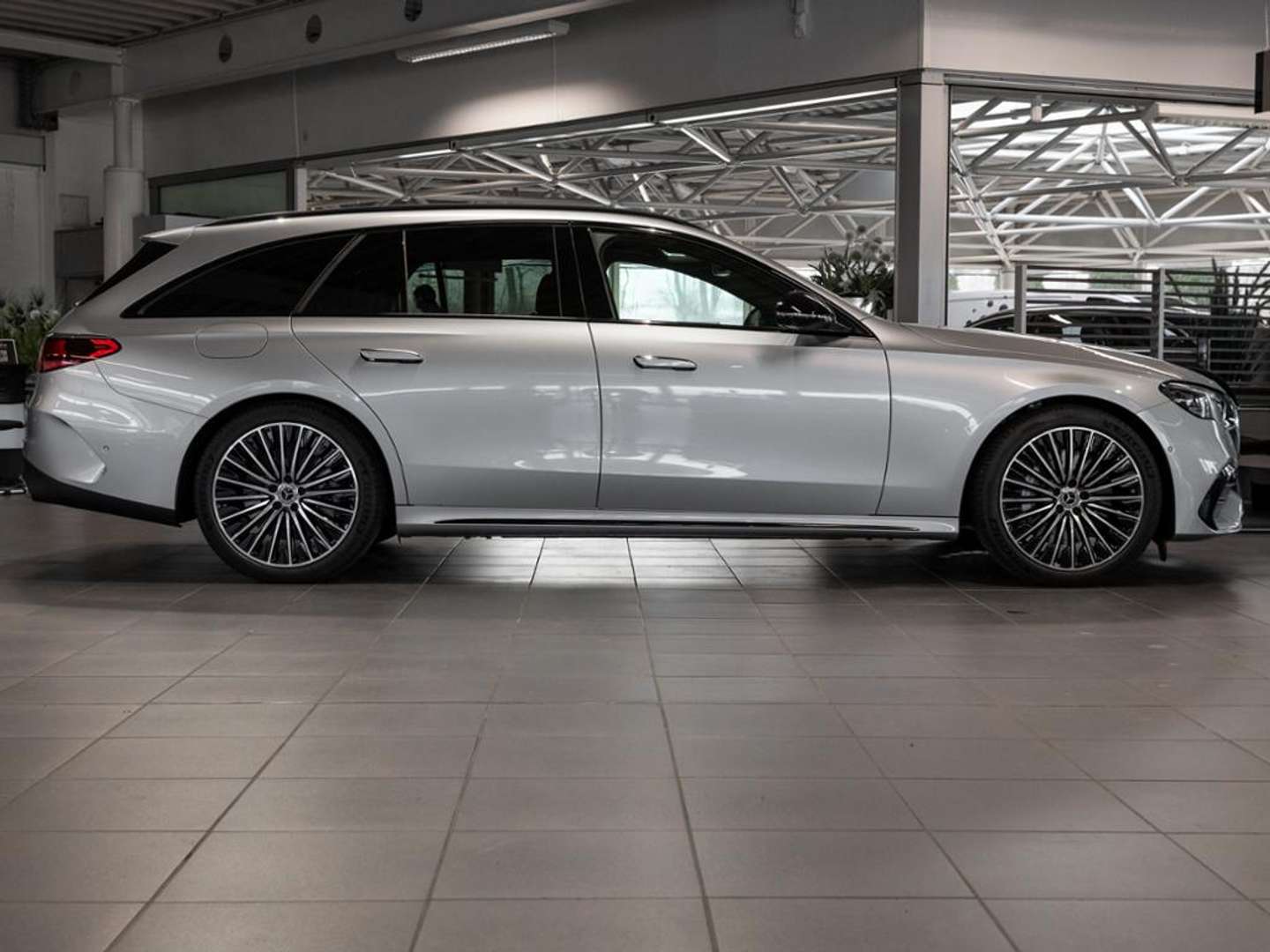 Mercedes Classe E Break 300 AMG Line - 2026 - Joinsteer - #1