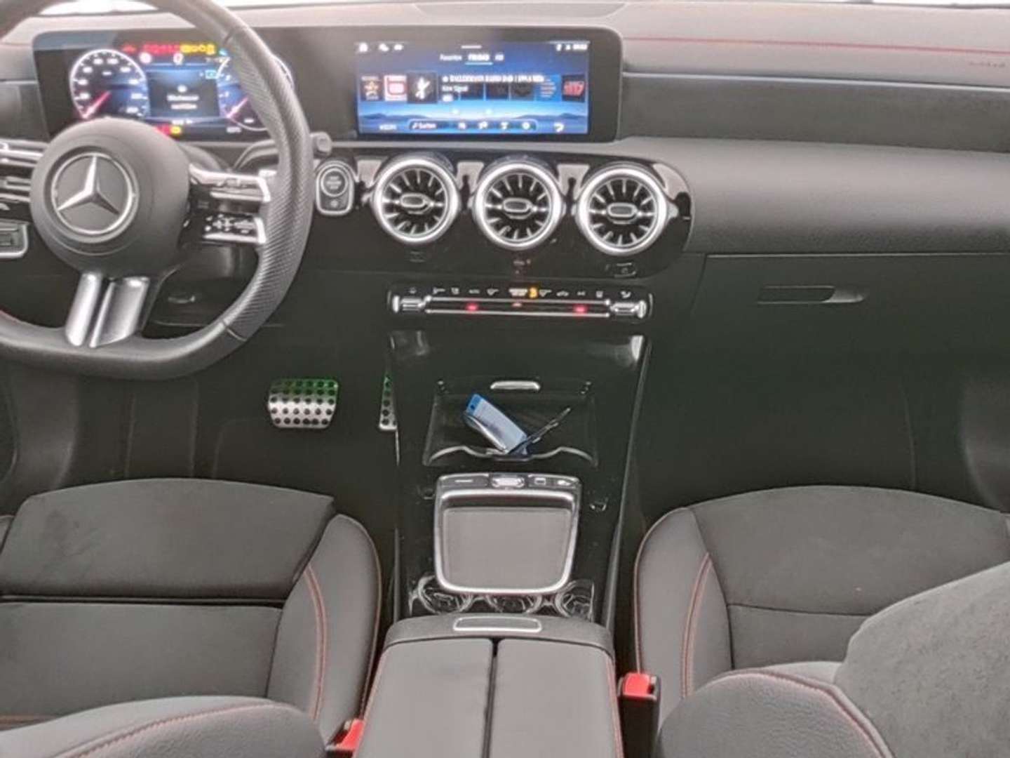 Mercedes CLA 200 AMG Line - 2025 - Joinsteer - #5