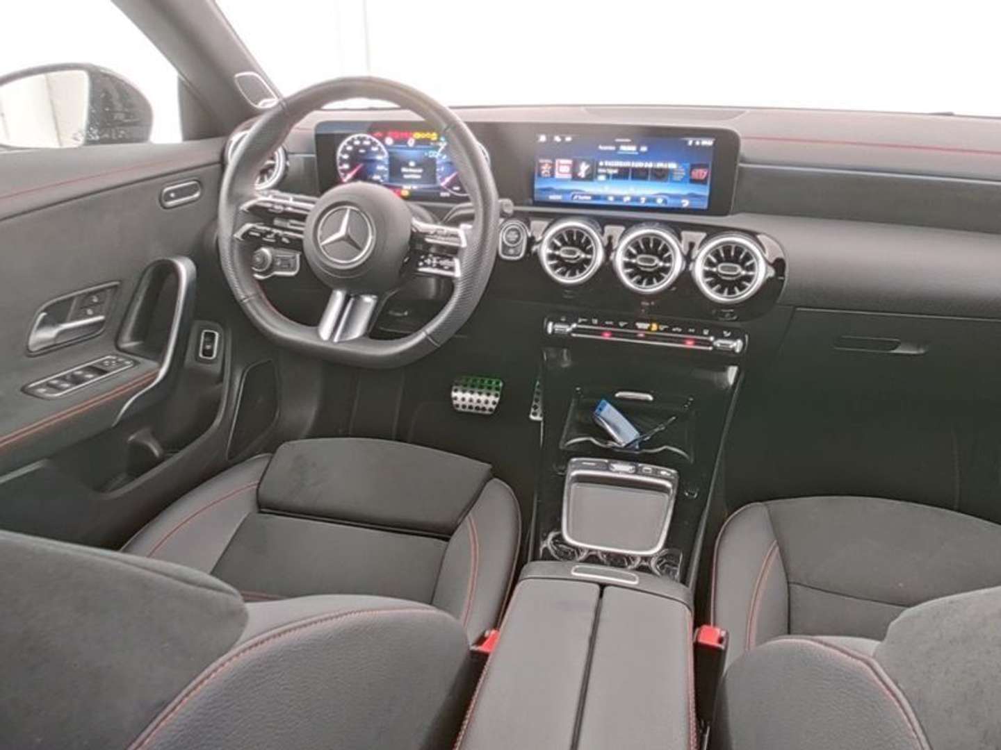 Mercedes CLA 200 AMG Line - 2025 - Joinsteer - #7