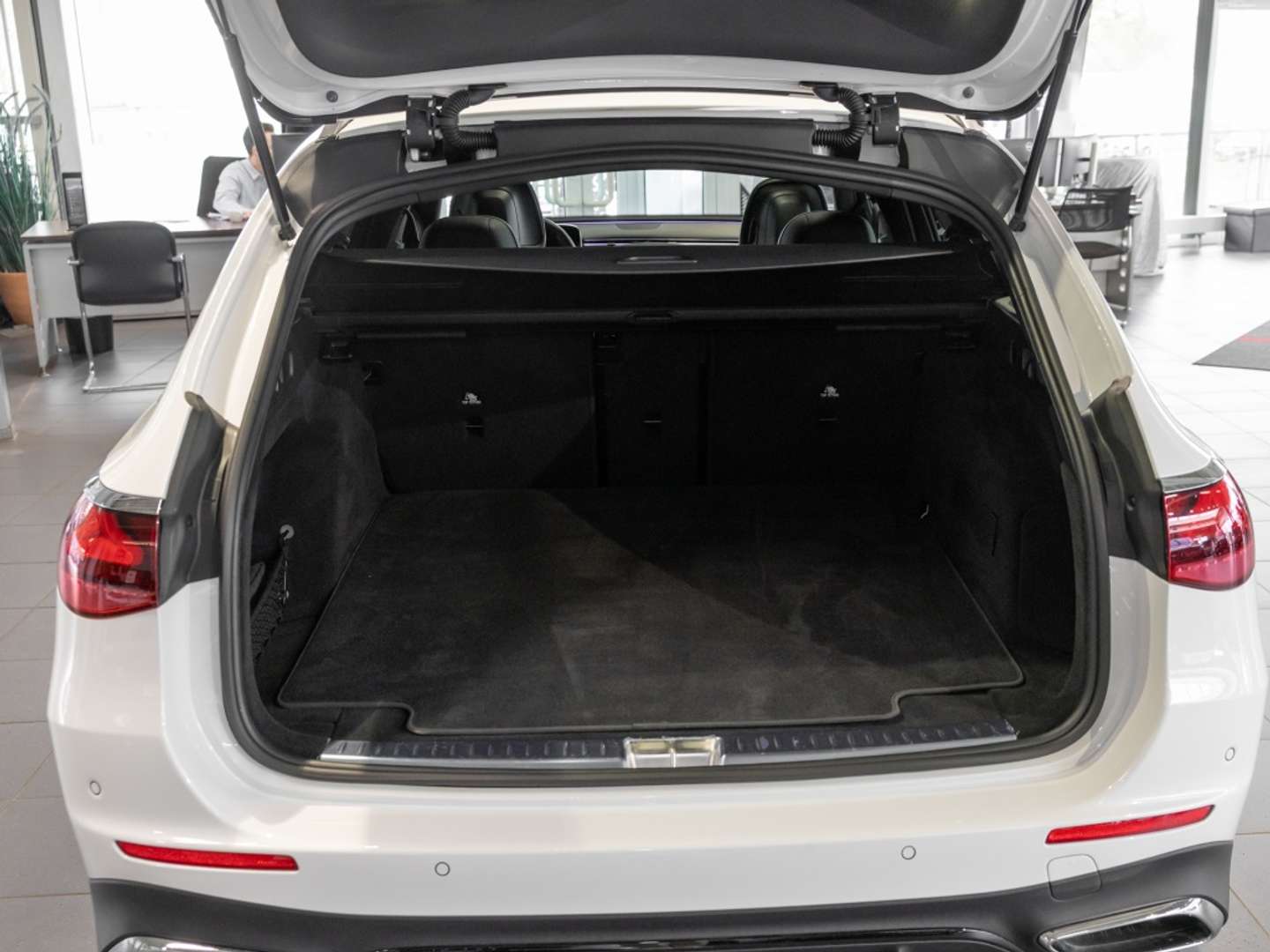 Mercedes Classe E Break 220 AMG Line - 2024 - Joinsteer - #18