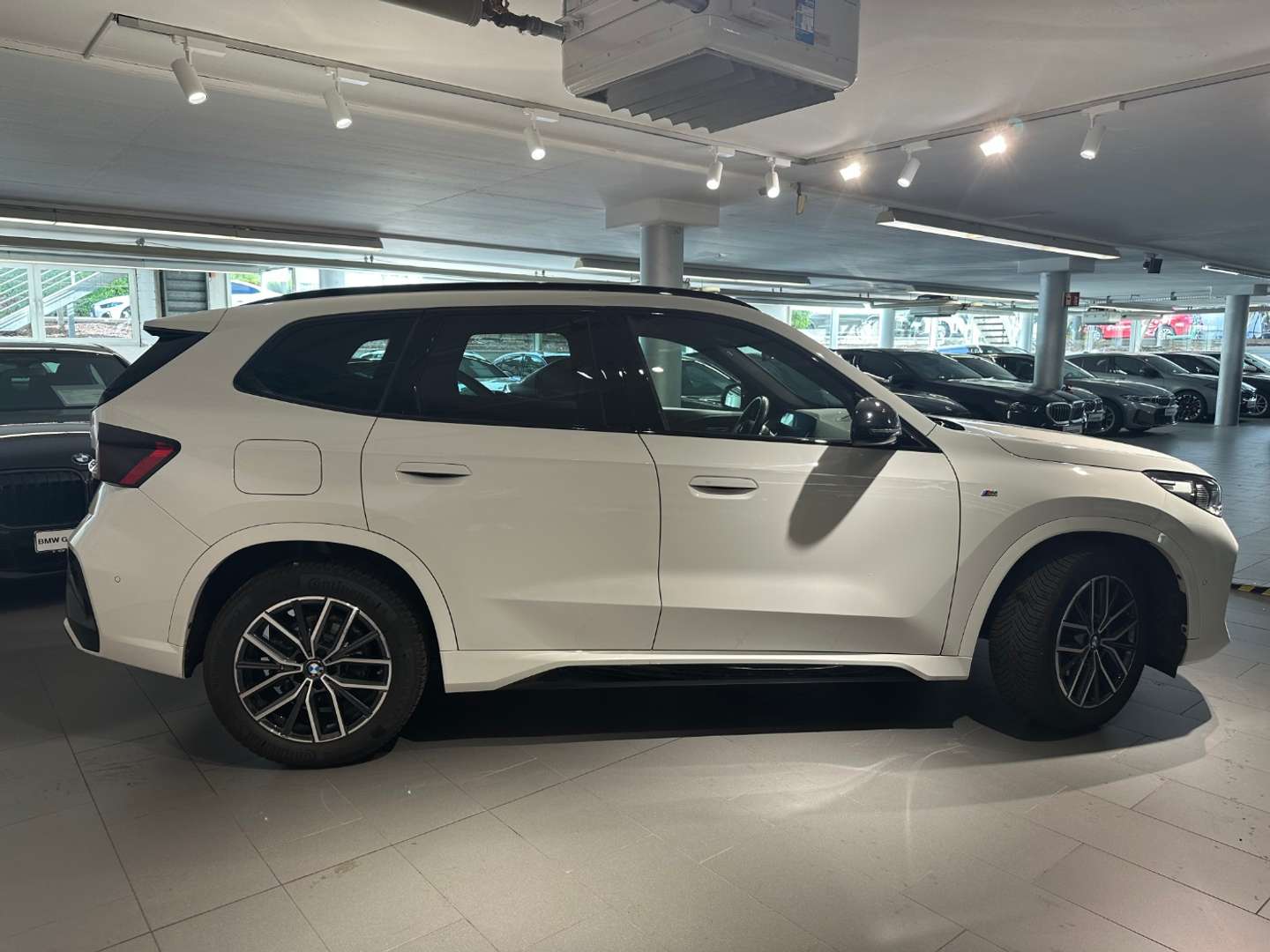 BMW X1 SDrive18i M Sport - 2023 - Joinsteer - #8