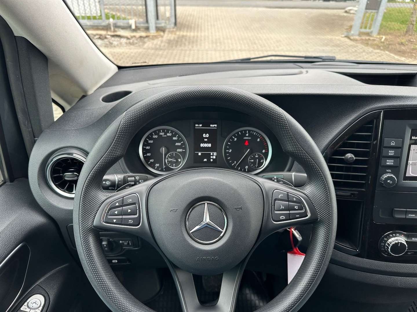 Mercedes Vito - 2023 - Joinsteer - #17