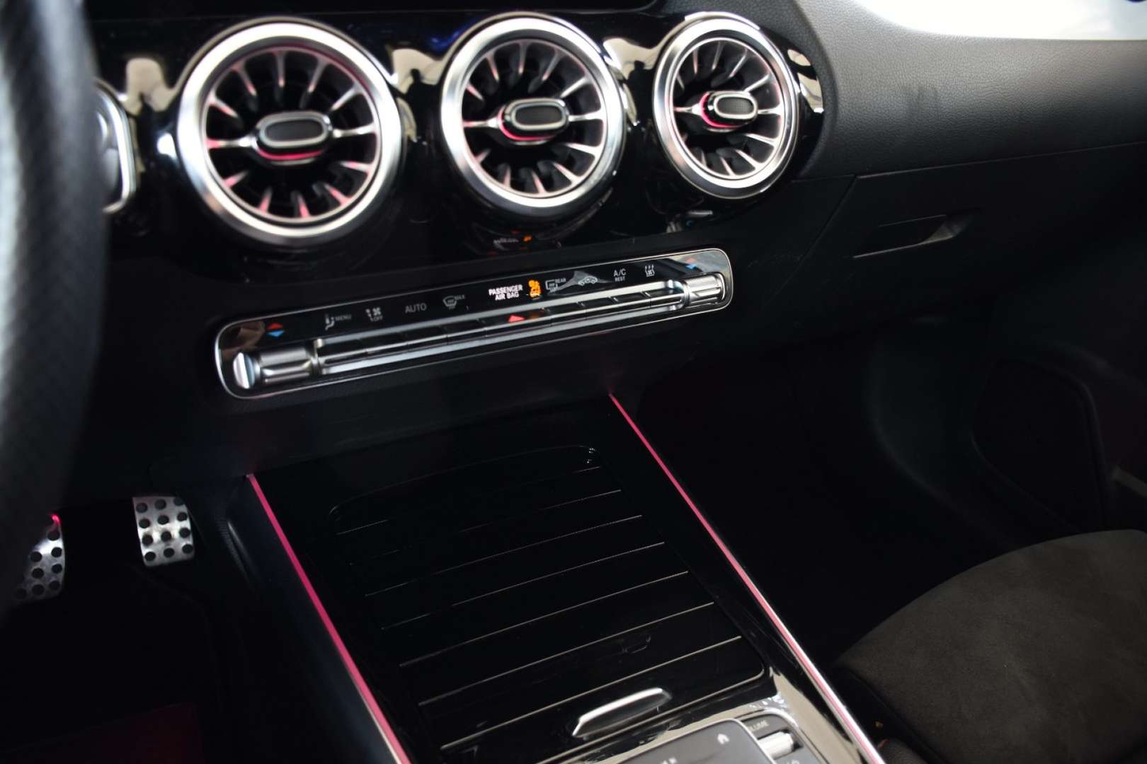 Mercedes GLA 250 E 250 Premium - 2022 - Joinsteer - #44