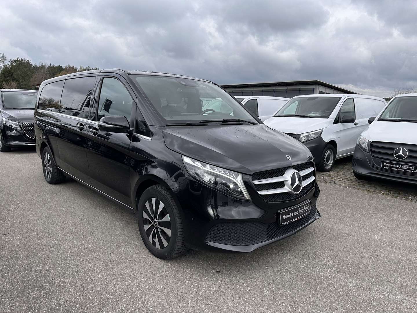 Mercedes V 300 300 Avantgarde - 2023 - Joinsteer - #1