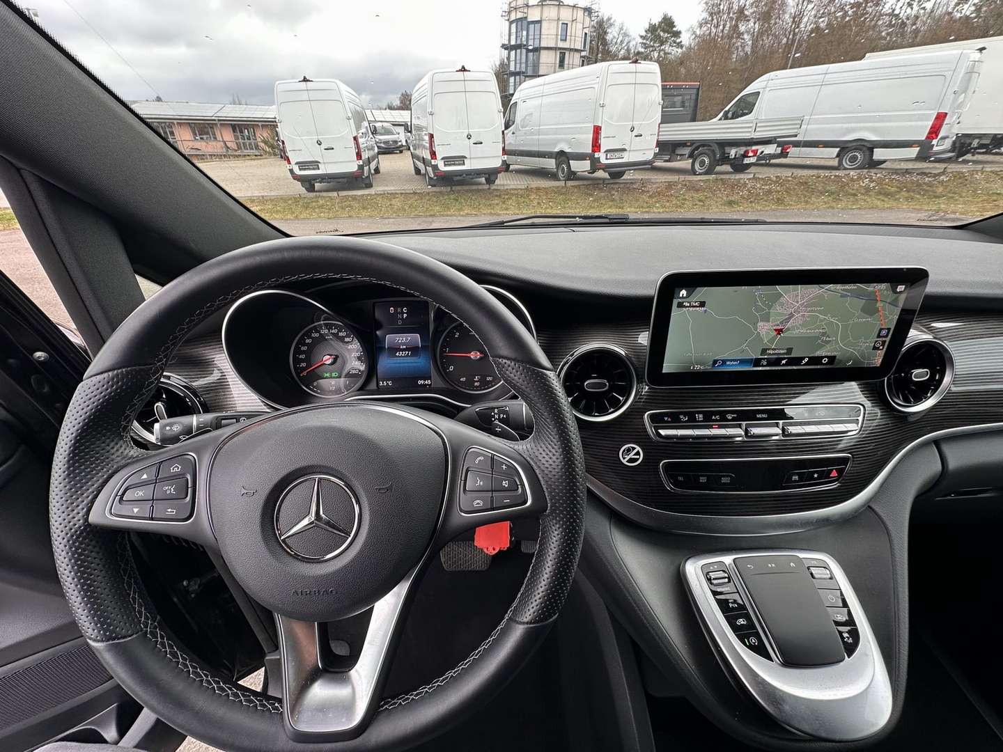 Mercedes V 300 300 Avantgarde - 2023 - Joinsteer - #9