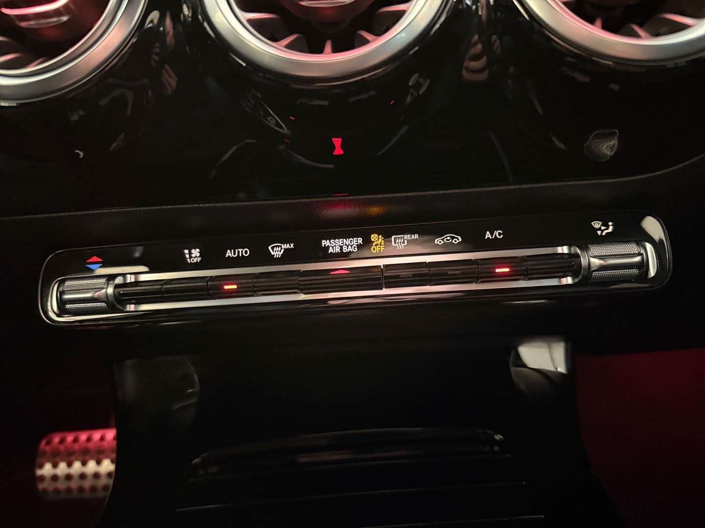 Mercedes CLA 200 AMG Line - 2024 - Joinsteer - #20