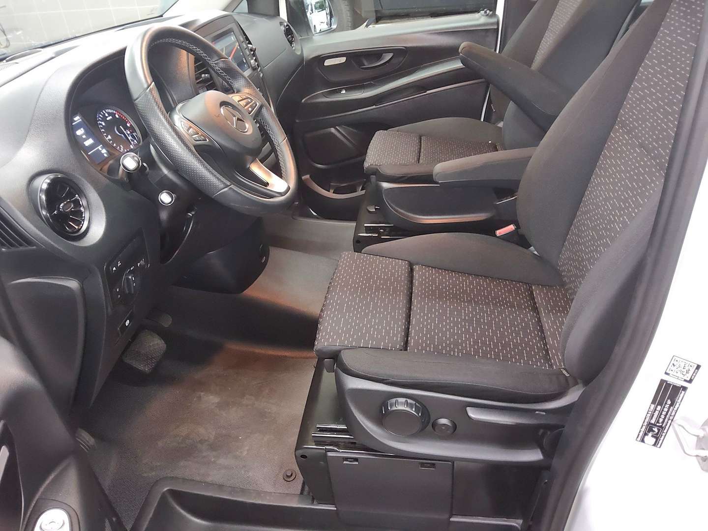 Mercedes Vito - 2024 - Joinsteer - #7