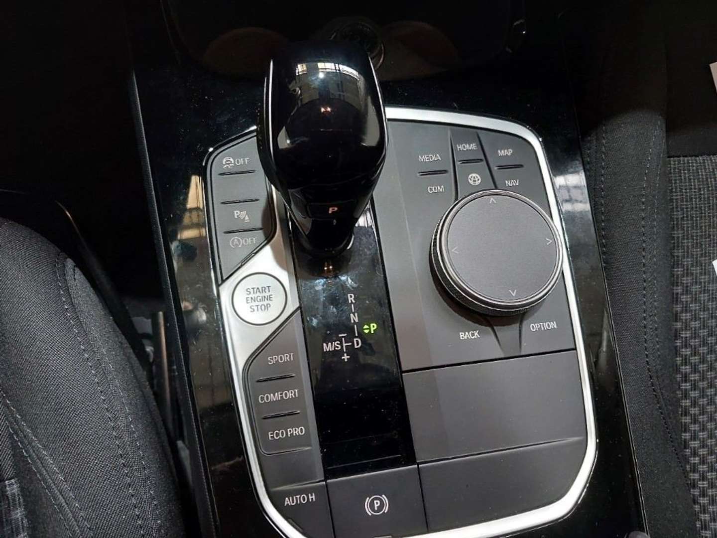 BMW Série 1 118i Advantage - 2023 - Joinsteer - #11