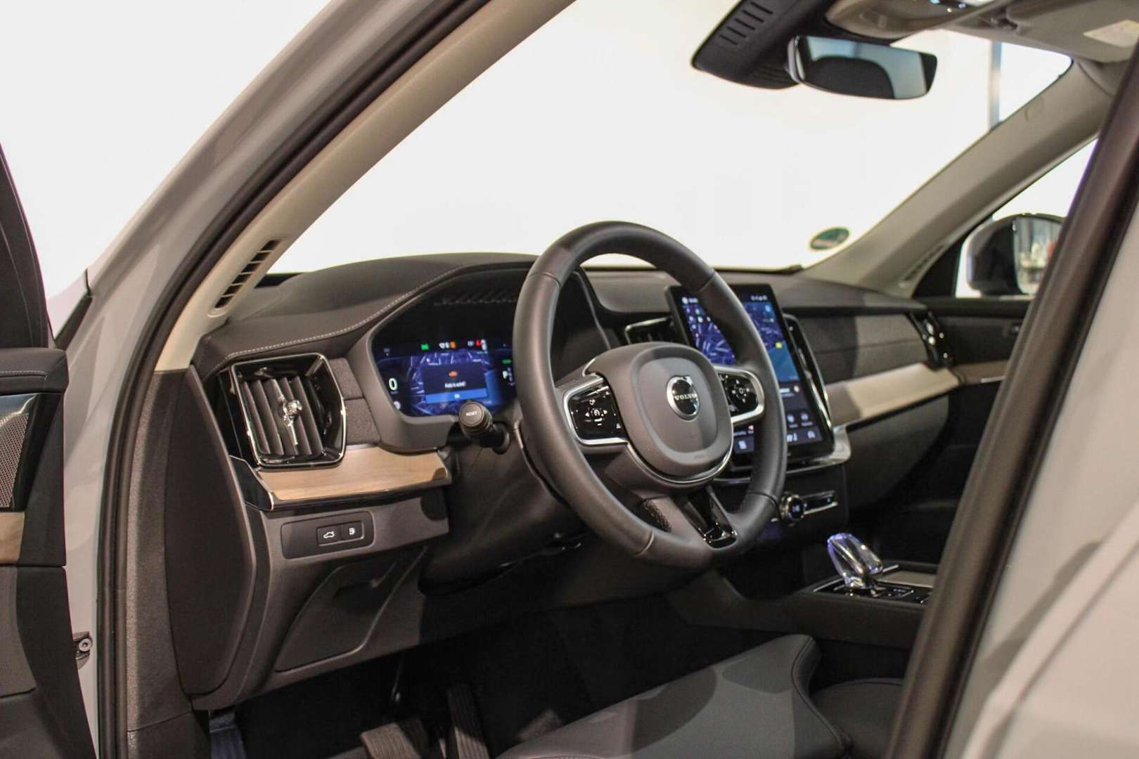 Volvo XC90 T8 Plus - 2025 - Joinsteer - #9