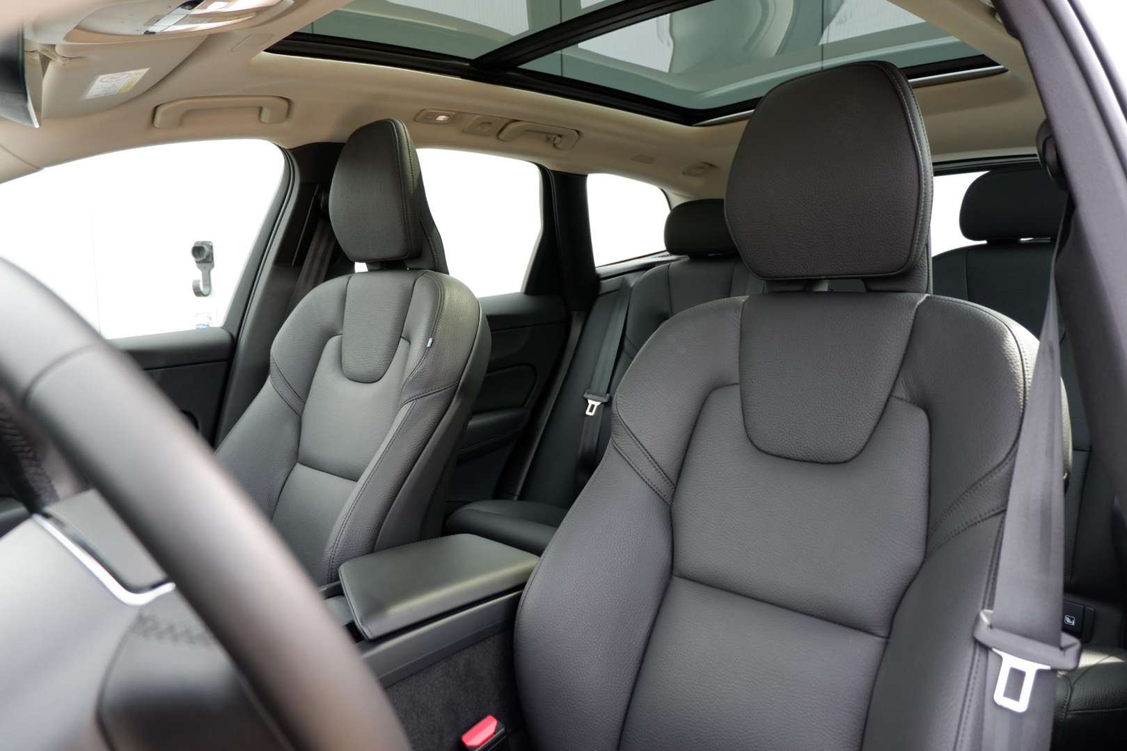 Volvo XC60 T6 PLUS - 2024 - Joinsteer - #6