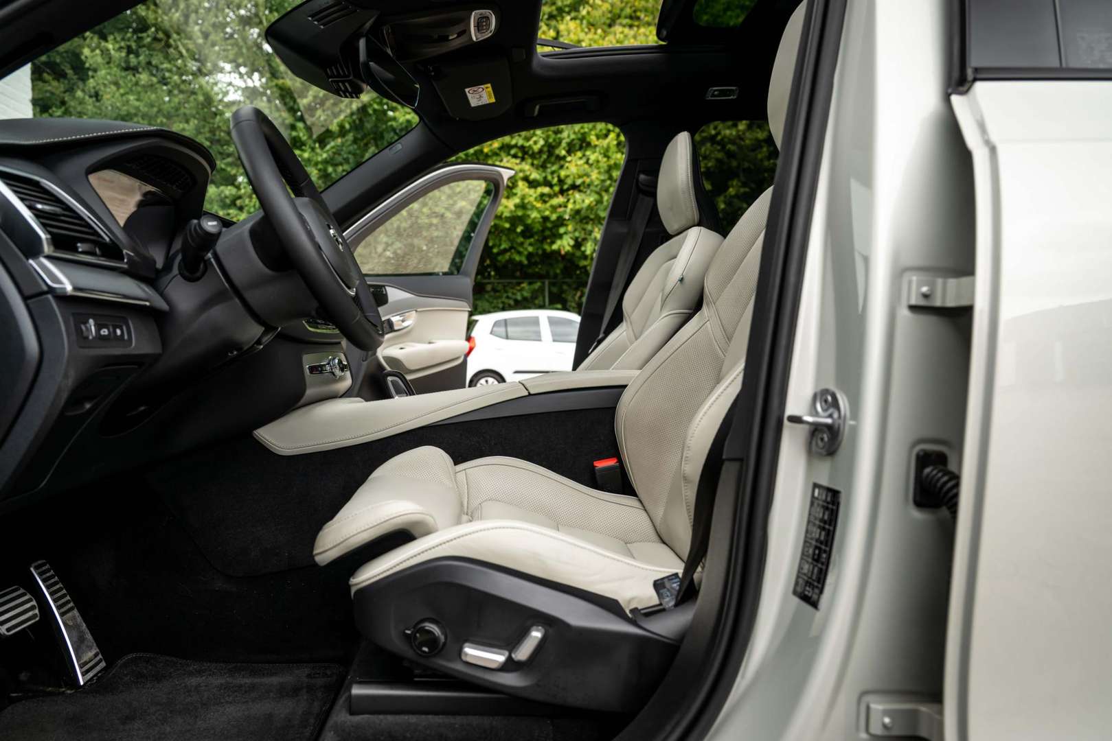 Volvo XC90 T8 R-Design - 2022 - Joinsteer - #10