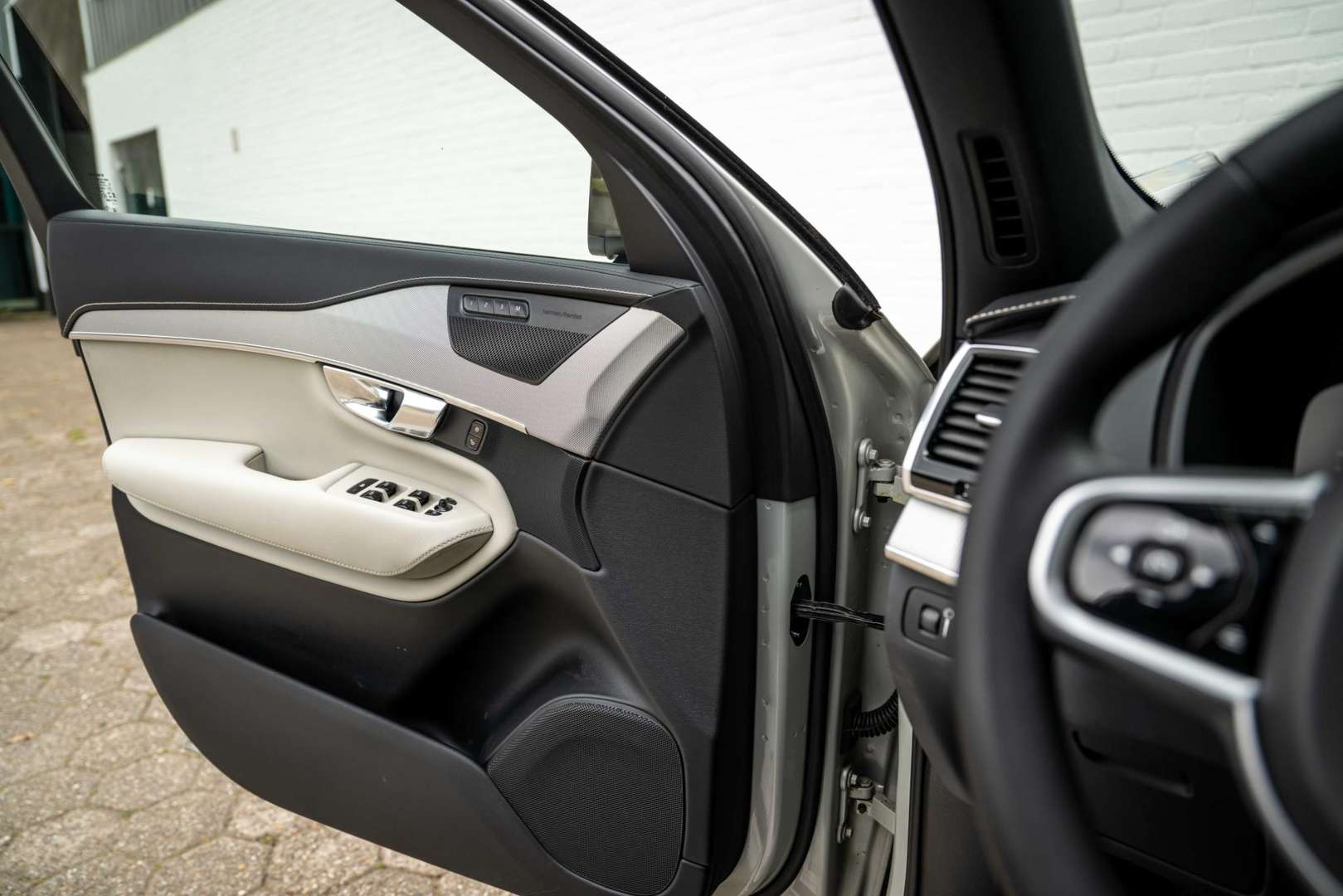 Volvo XC90 T8 R-Design - 2022 - Joinsteer - #11