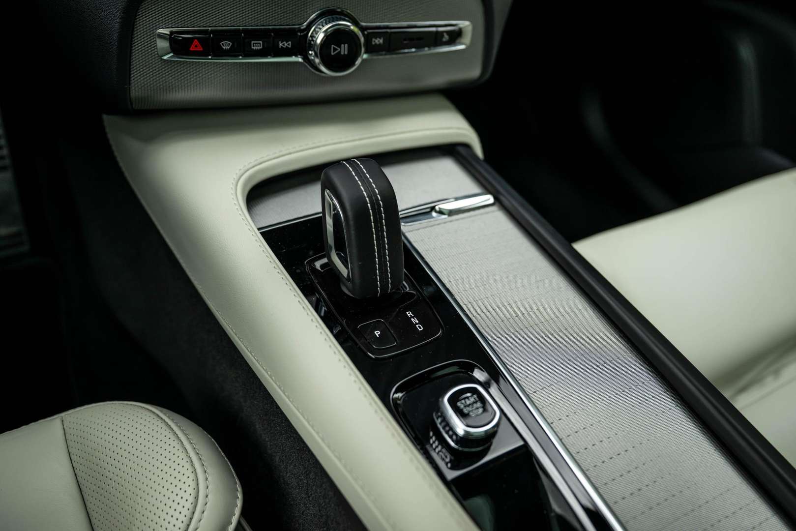 Volvo XC90 T8 R-Design - 2022 - Joinsteer - #19