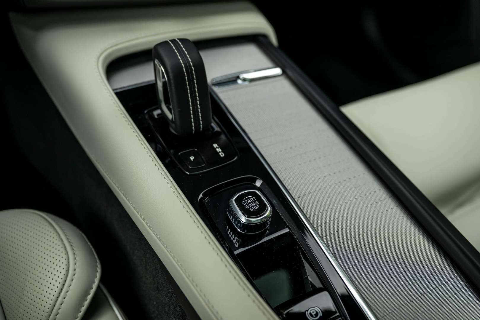 Volvo XC90 T8 R-Design - 2022 - Joinsteer - #20