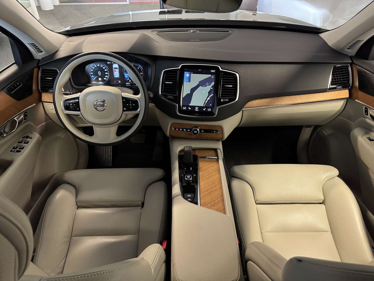 Volvo XC90 B5 Momentum - 2022 - Joinsteer - #12
