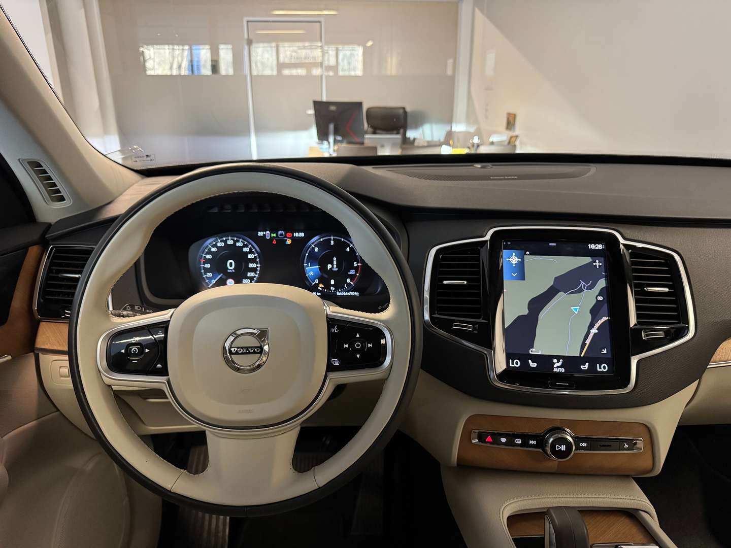 Volvo XC90 B5 Momentum - 2022 - Joinsteer - #13
