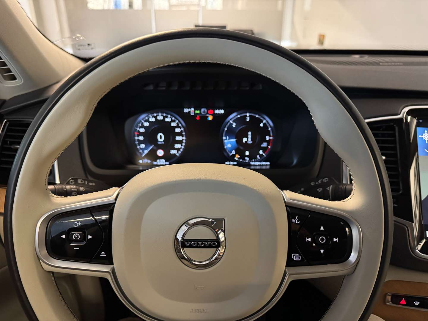 Volvo XC90 B5 Momentum - 2022 - Joinsteer - #14