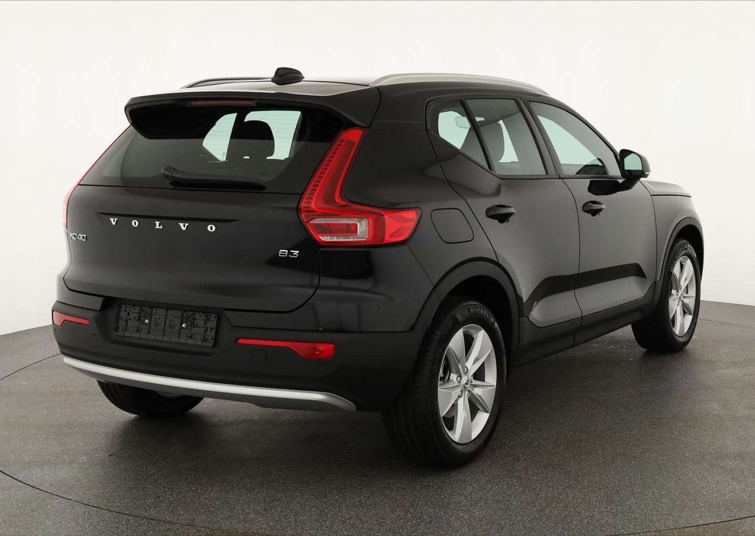 Volvo XC40 B3 Core - 2025 - Joinsteer - #4