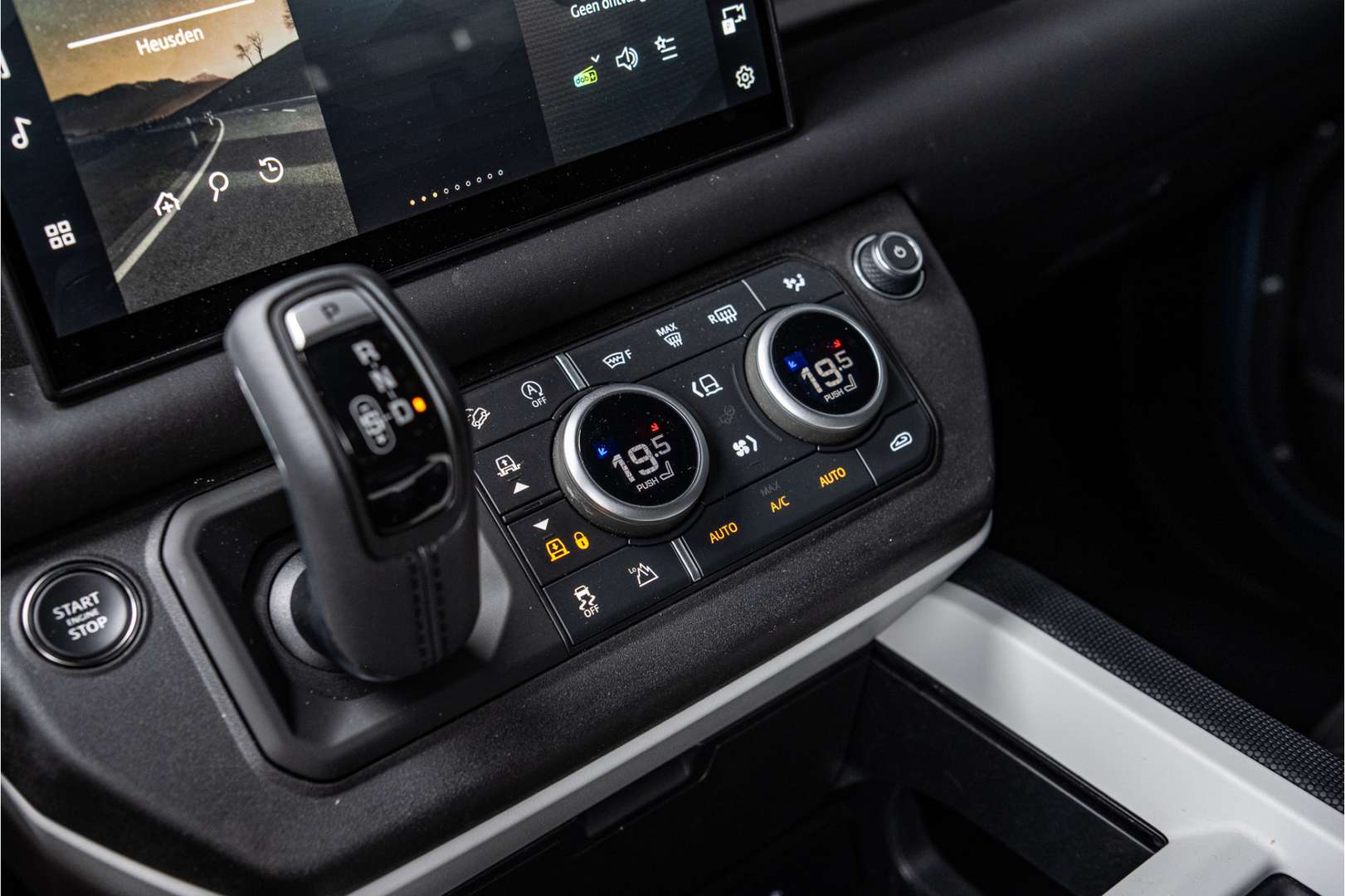 Land Rover Defender 110 D200 County Edition - 2024 - Joinsteer - #13